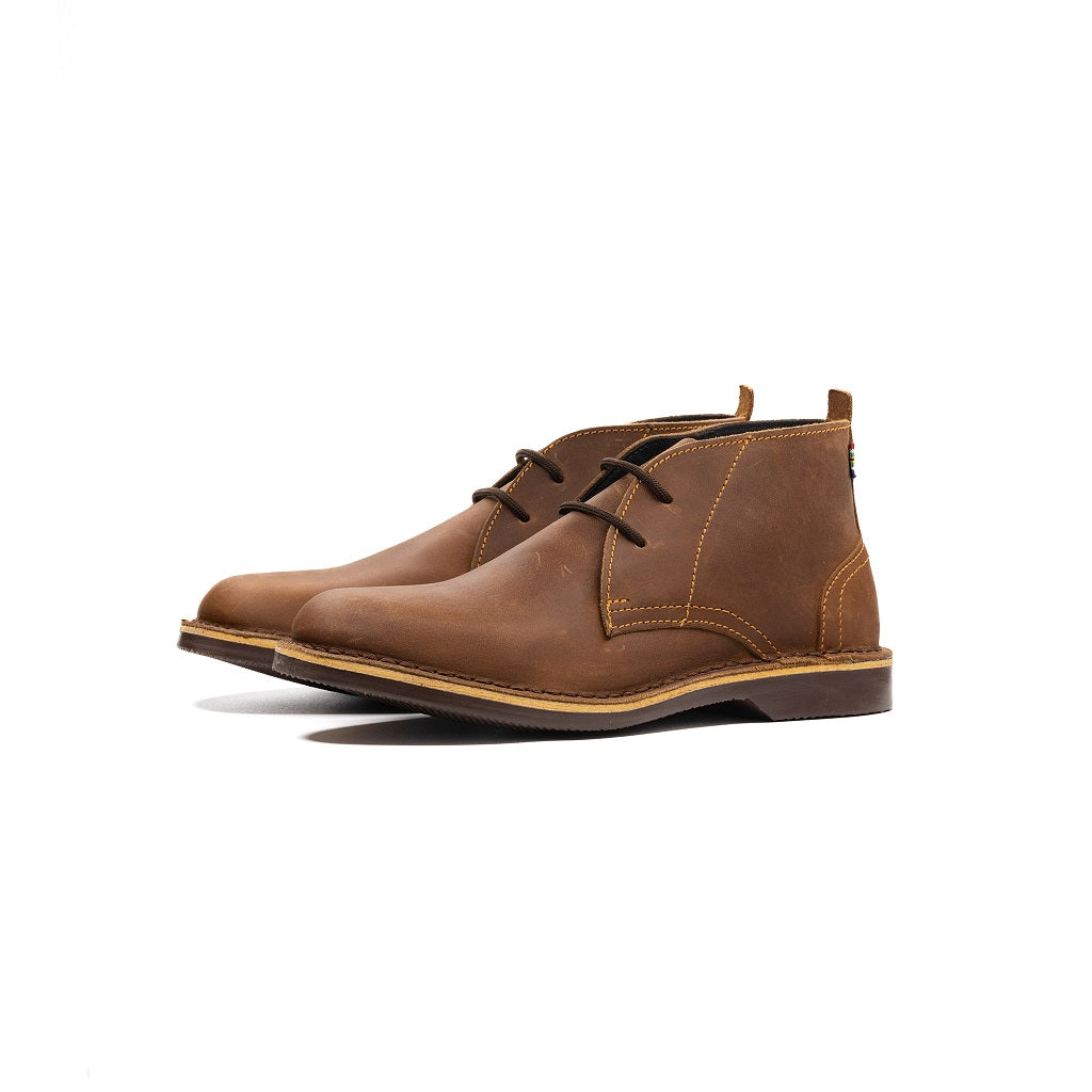 MEN&#39;S CHUKKA (BROWN SOLE)